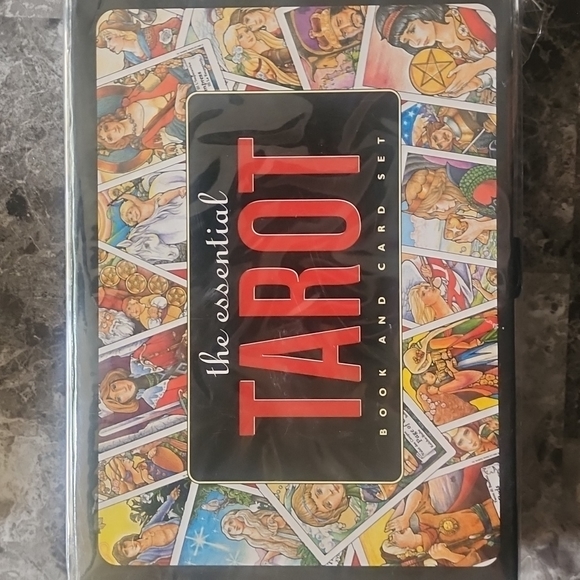 10.3*6cm The Essential Tarot Cards – buy at low prices in the online store